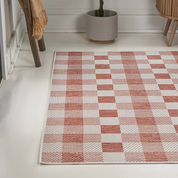 Darcy Traditional Geometric Bold Gingham Area Rug